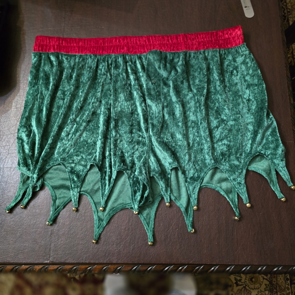 Elf Shorts - Velvet With Jingles